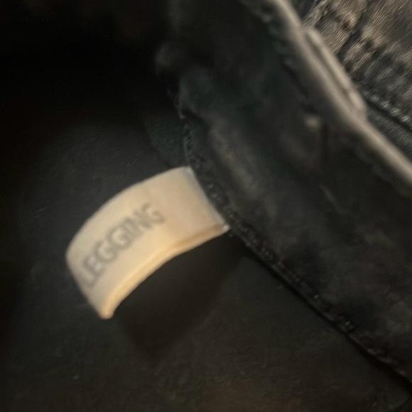 Rag & Bone The Legging Skinny Jeans in Rosebowl Black Size 28, Worn 2x - Picture 10 of 12